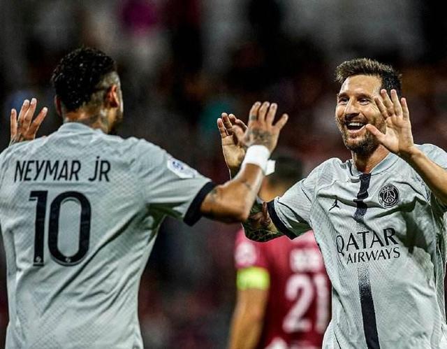 17岁290天，卡尔成为欧冠历史连续3场进球最年轻的球员（17岁290天！卡尔成欧冠史上最年轻的连续三场进球者）