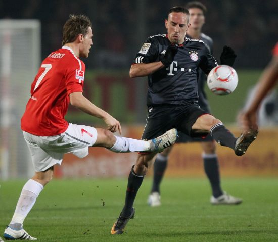 此前多家豪门有意，赛义德-马拉：这个冬窗我会留在科隆（尽管多家豪门青睐，赛义德-马拉：冬窗仍将留在科隆）