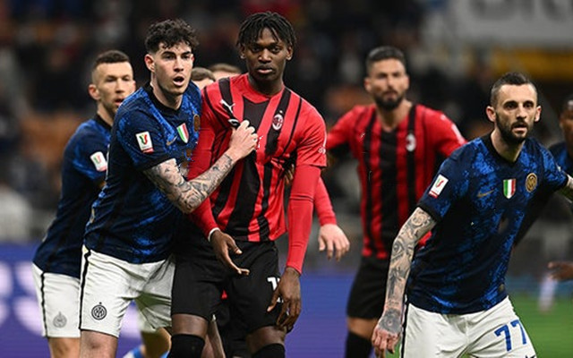 埃梅里：主场战胜阿森纳真的很开心，英超是本赛季首要目标（埃梅里：主场击败阿森纳令人欣喜，本赛季首要任务锁定英超）